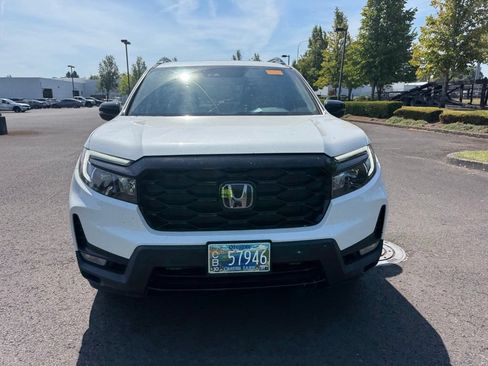 Used 2023 Honda Passport Elite image 2