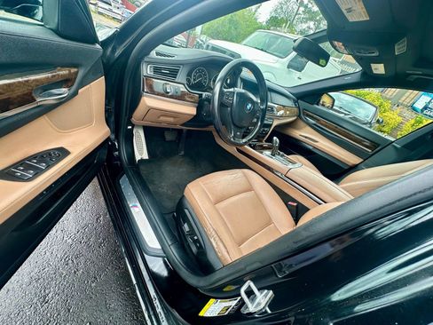 Used 2013 BMW 740Li RWD image 5
