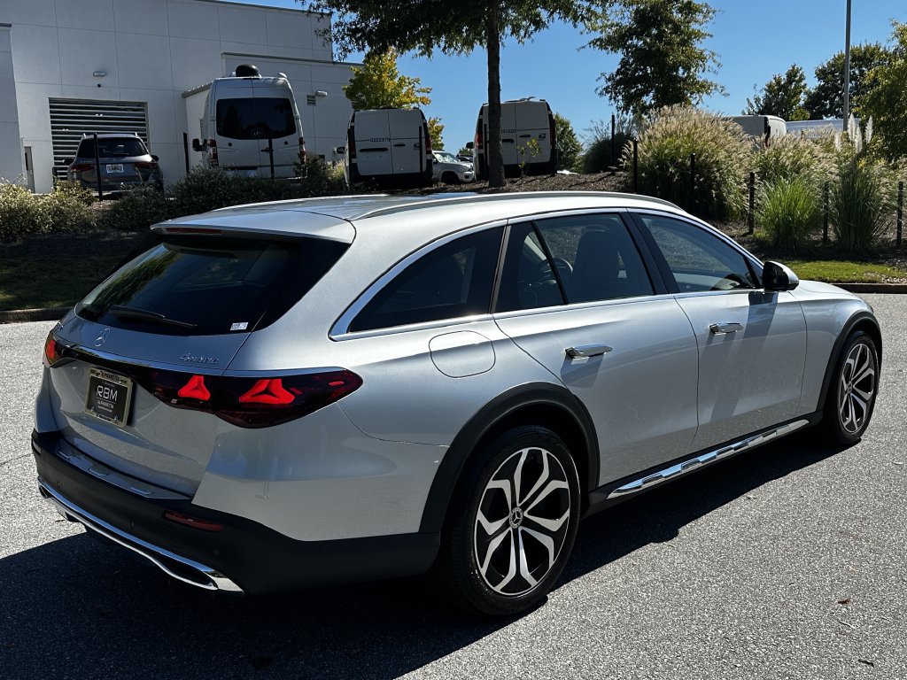 Used 2026 Mercedes-Benz E 450 4MATIC All-Terrain Wagon w/ Leather Package image 8