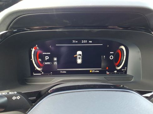 New 2026 Nissan Pathfinder Platinum AWD/4WD image 26