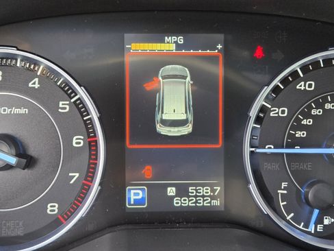 Used 2019 Subaru Ascent Limited image 24