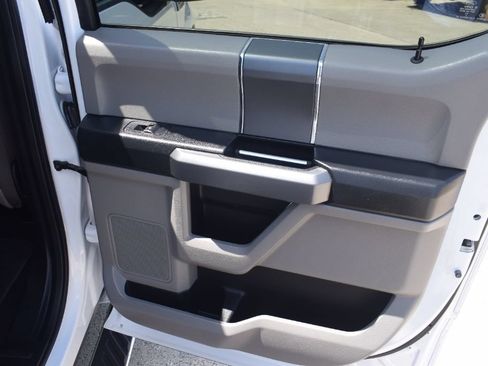 Used 2018 Ford F150 XLT w/ Equipment Group 302A Luxury RWD image 13