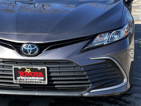 Used 2024 Toyota Camry LE image 8