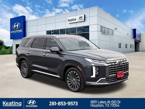 Used 2023 Hyundai Palisade Calligraphy image 3