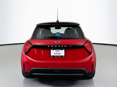Certified 2025 MINI Cooper S image 7