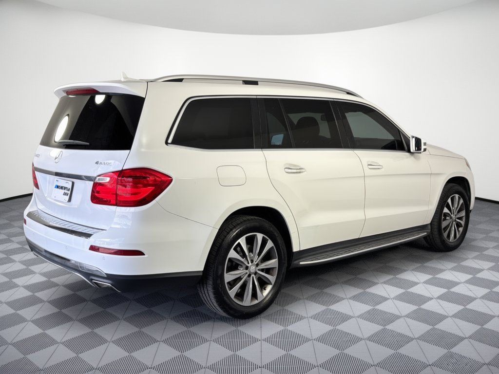 Used 2014 Mercedes-Benz GL 450 4MATIC image 9