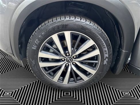 Used 2022 Nissan Pathfinder Platinum w/ Cargo Package image 11