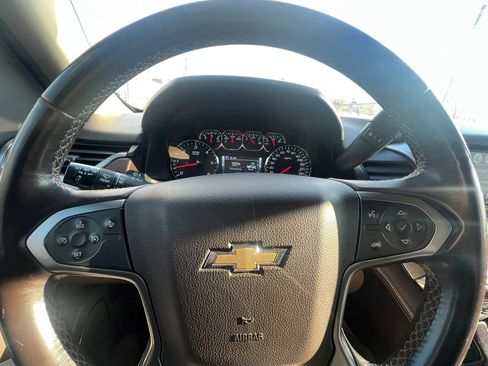 Used 2018 Chevrolet Tahoe LT image 17