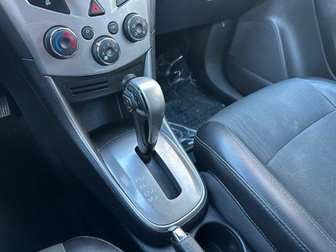 Used 2016 Chevrolet Trax LT w/ LT Convenience Package image 26