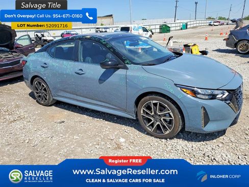 Used 2025 Nissan Sentra SR w/ SR Premium Package FWD image 5