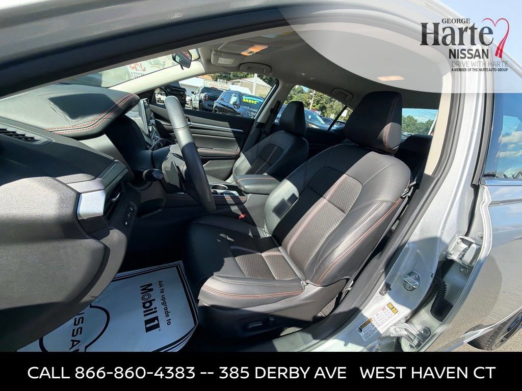Certified 2024 Nissan Altima 2.5 SR w/ SR Premium Package AWD/4WD image 18