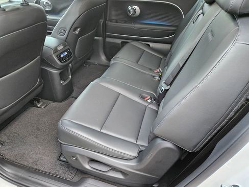 New 2026 Hyundai Ioniq 9 SEL image 12