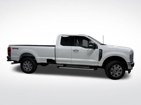 Used 2024 Ford F350 Lariat w/ Chrome Package image 2