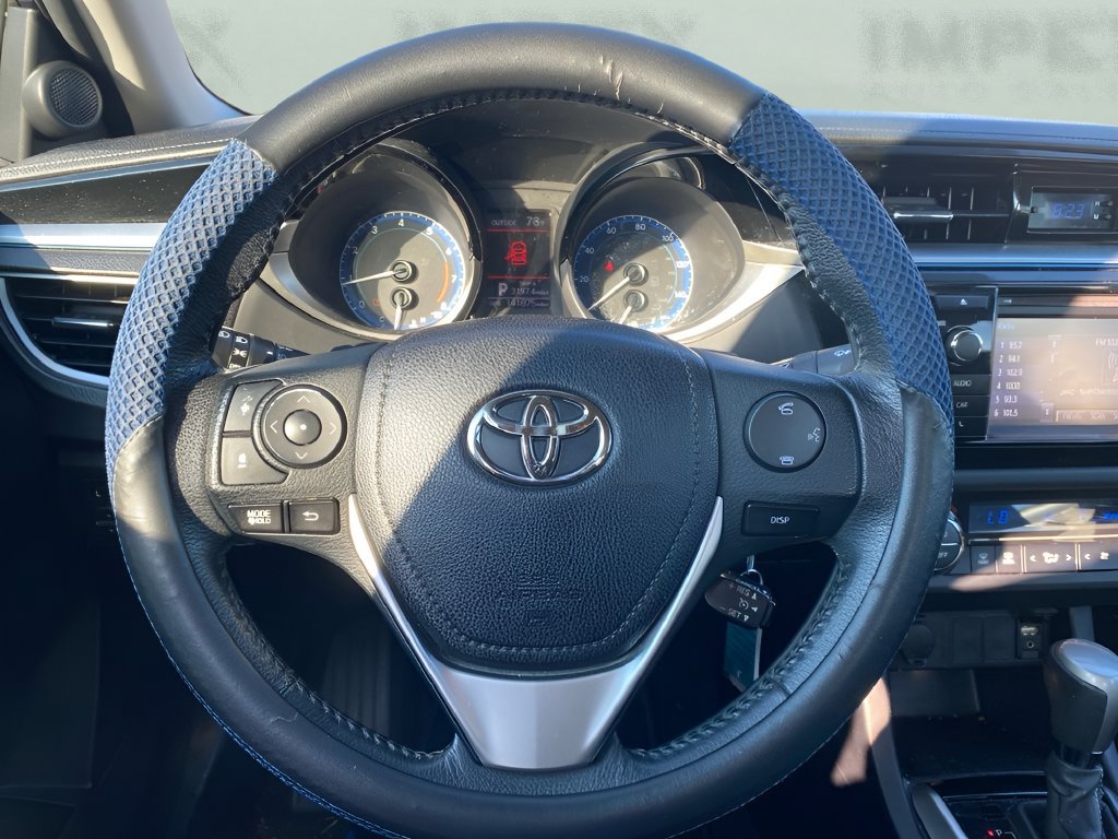 Used 2015 Toyota Corolla S FWD image 11