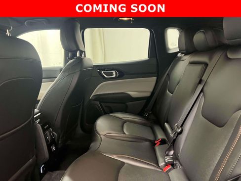 Certified 2023 Jeep Compass Limited AWD/4WD image 14
