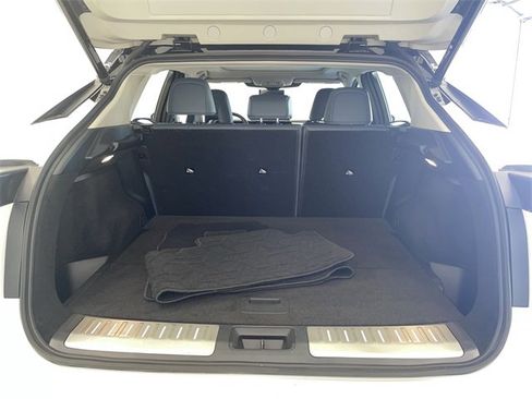 Certified 2024 Nissan Ariya AWD image 15