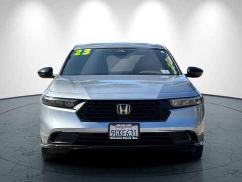 Used 2023 Honda Accord Sport image 9