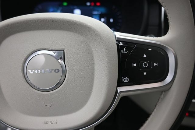 Certified 2026 Volvo XC90 B6 Ultra w/ Protection Package Premier AWD/4WD image 14
