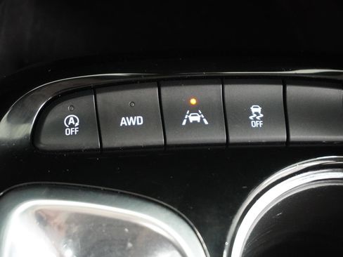 Used 2023 Buick Encore GX Preferred w/ Cold Weather Comfort Package AWD/4WD image 28