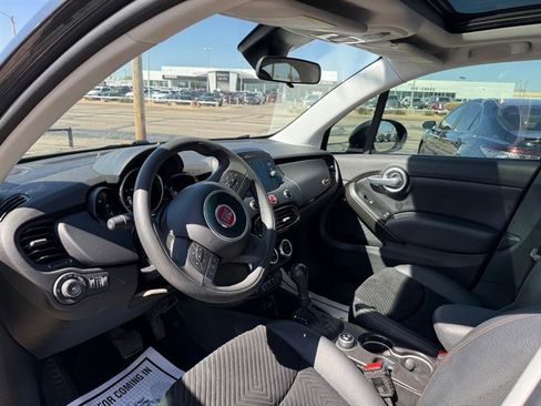 Used 2018 FIAT 500X Trekking image 8