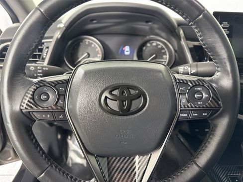 Certified 2022 Toyota Camry SE image 15