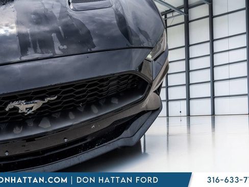 Used 2020 Ford Mustang Coupe RWD image 22