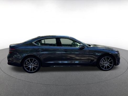 Used 2025 Genesis G70 2.5T image 16