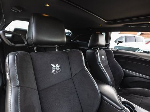 Used 2018 Dodge Challenger R/T Scat Pack image 28