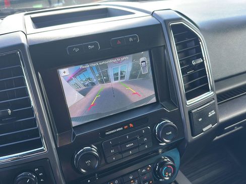Used 2017 Ford F150 XLT w/ Equipment Group 302A Luxury AWD/4WD image 18