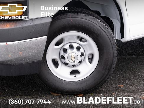 New 2025 Chevrolet Express 2500 Extended w/ Driver Convenience Package image 12