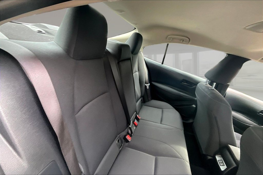 Used 2024 Toyota Corolla LE FWD image 23