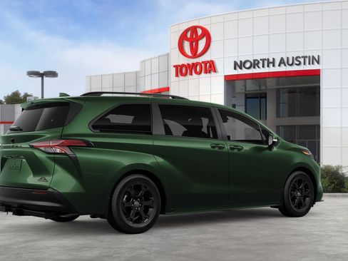 New 2026 Toyota Sienna XLE Woodland Edition image 10