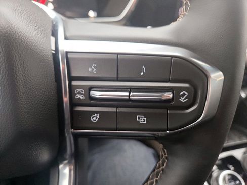 New 2026 GMC Canyon Denali w/ LPO, Denali Black Edition image 16