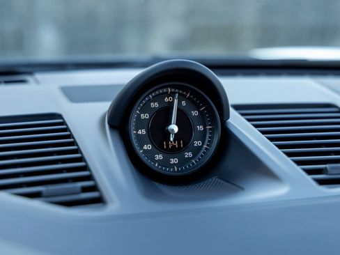 Certified 2026 Porsche 911 Carrera image 32