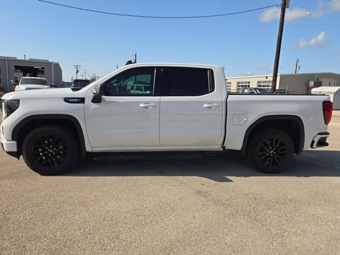 Used 2025 GMC Sierra 1500 Elevation w/ X31 Off-Road Package AWD/4WD image 6