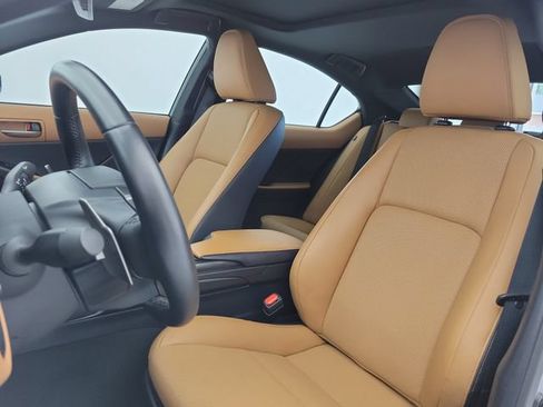 Used 2024 Lexus IS 300 w/ Comfort Package RWD image 17