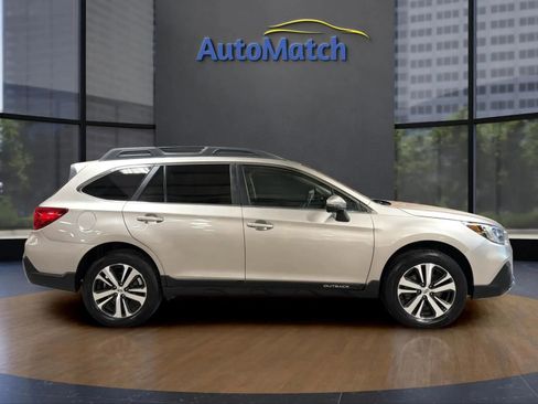Used 2019 Subaru Outback 2.5i Limited AWD/4WD image 12