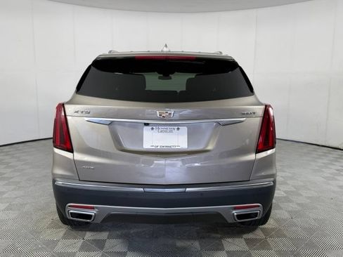 Used 2023 Cadillac XT5 Premium Luxury w/ LPO, Floor Liner Package AWD/4WD image 7