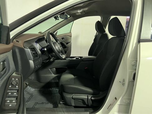 Certified 2023 Nissan Rogue S AWD/4WD image 19