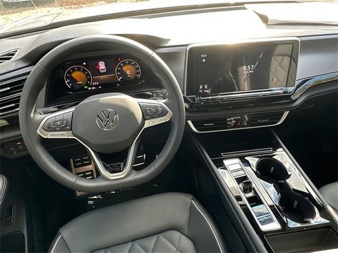 New 2026 Volkswagen Atlas Cross Sport SEL Premium R-Line image 29