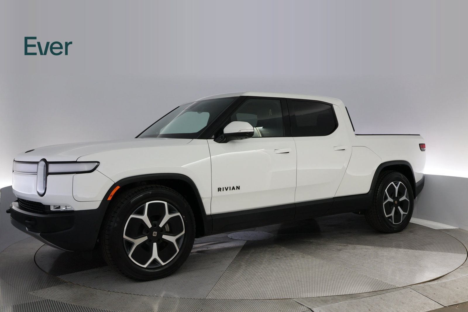 Used 2023 Rivian R1T Adventure Dual AWD/4WD image 18