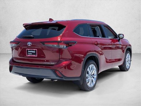 New 2026 Toyota Highlander Limited AWD/4WD image 2