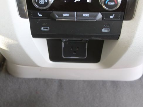 Used 2024 GMC Yukon Denali image 23