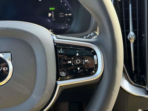 New 2026 Volvo XC90 T8 Ultra w/ Lounge Package image 9