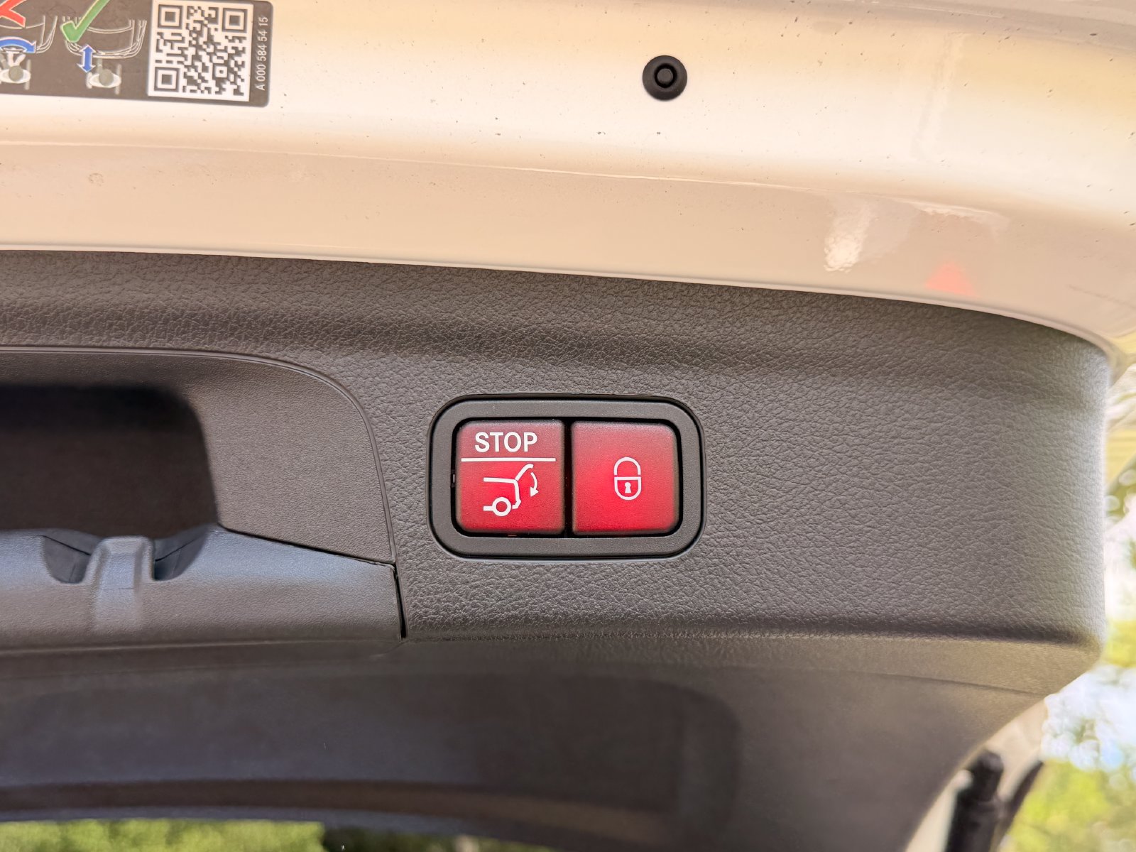 Used 2024 Mercedes-Benz GLE 450 4MATIC image 18