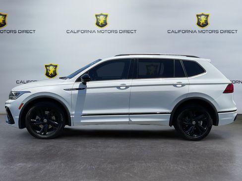 Used 2023 Volkswagen Tiguan SE R-Line FWD image 8