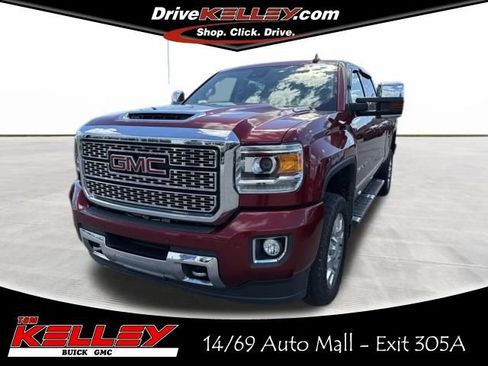 Used 2019 GMC Sierra 2500 Denali w/ Duramax Plus Package AWD/4WD image 1