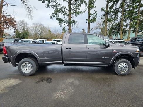New 2026 RAM 3500 Longhorn AWD/4WD image 8