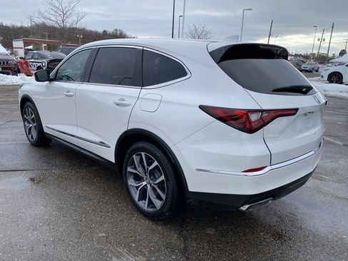 Used 2023 Acura MDX SH-AWD w/ Technology Package image 9
