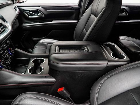 Used 2024 Chevrolet Suburban RST image 20